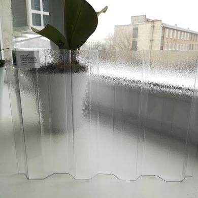 Купити Полікарбонат SUNTUF Embossed 0,8 мм Greca76 Прозорий колотий лід 1060x4000 мм  в Києві.